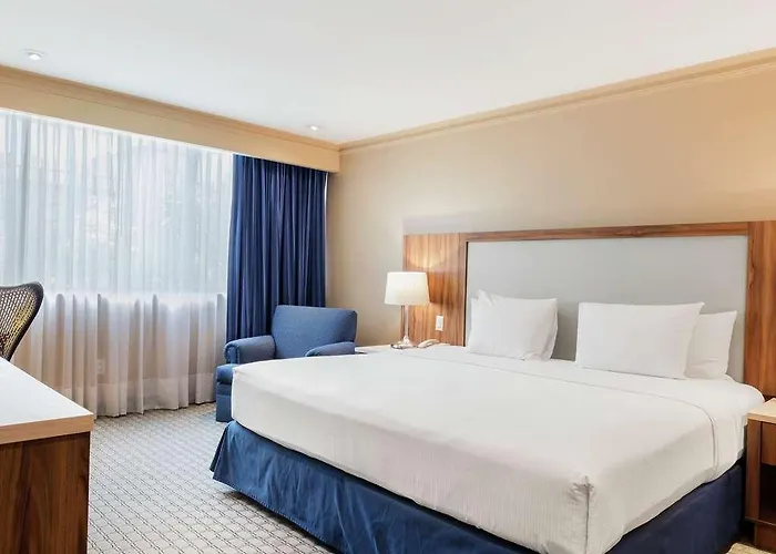 Hilton Airport Hotel