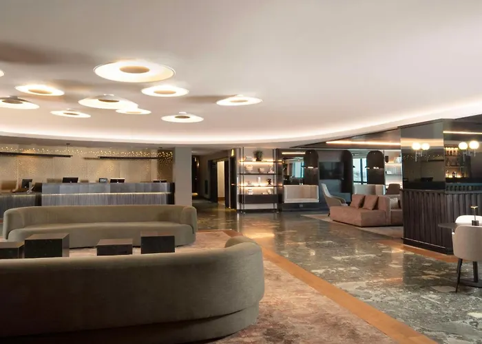 Hilton Airport Hotel 4*