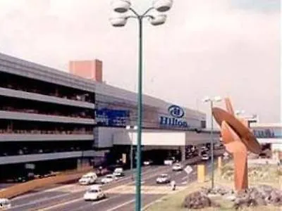 Hilton Airport Hotel 4*